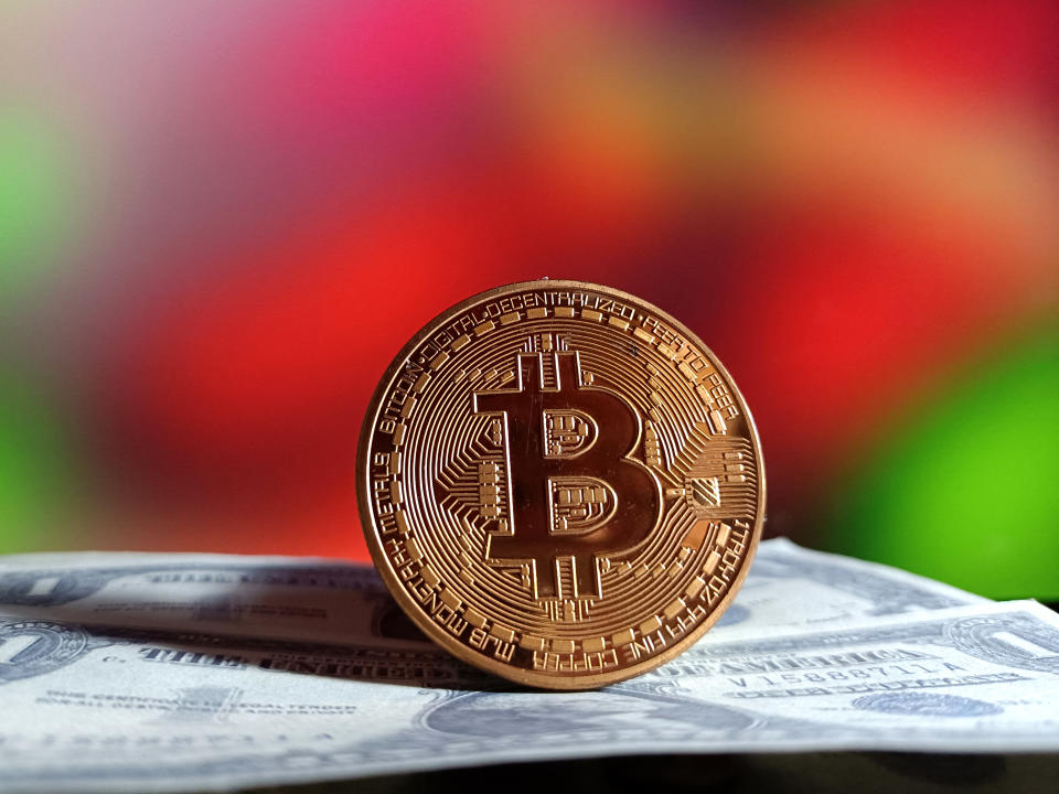 The bitcoin price has fallen below $43,000 (Photo by Costfoto/NurPhoto via Getty Images)