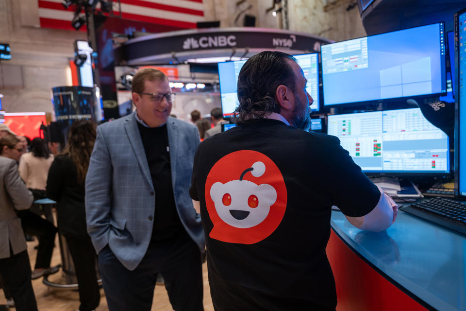 NEW YORK, NEW YORK - MARCH 21: The trading floor of the New York Stock Exchange (NYSE) prepares for Reddit's initial public offering (IPO) on March 21, 2024 in New York City. The social media platform Reddit priced its IPO in the range of $31 to $34 per share on Wednesday. Reddit has raised  $748 million and its IPO share price will be determined later in the trading day.  (Photo by Spencer Platt/Getty Images)