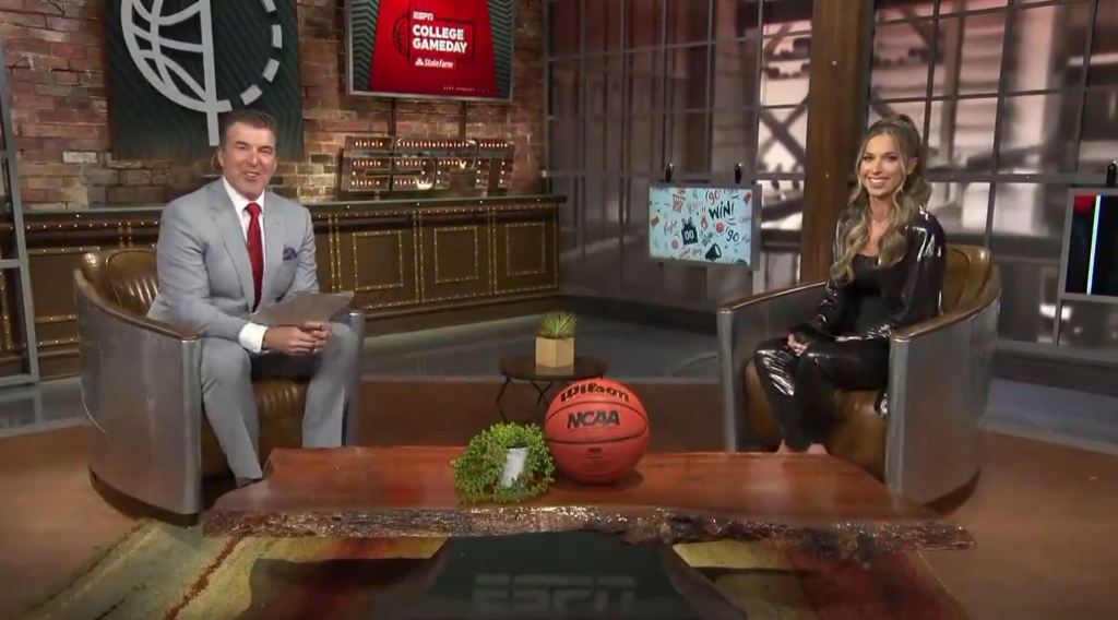 Rece Davis (l.) and Erin Dolan (r.) on ESPN's "College GameDay" on Sunday.