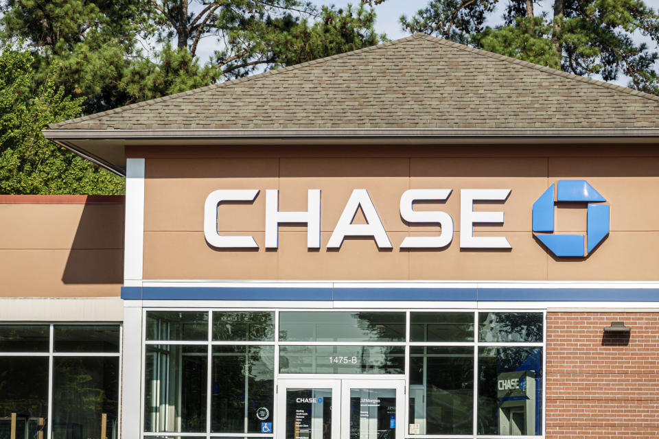 Roswell Atlanta Georgia, Chase bank branch sign logo. (Photo by: Jeffrey Greenberg/Universal Images Group via Getty Images)