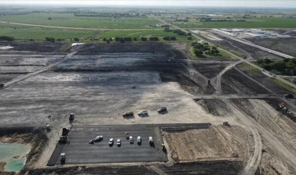 The foundry plant site that Samsung Electronics is constructing in Taylor, Texas