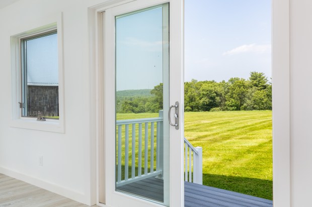 1669 Route 169, Woodstock