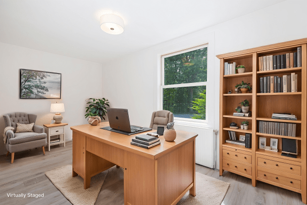1669 Route 169, Woodstock