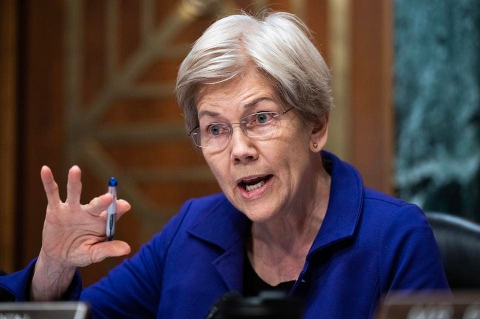 Senator Elizabeth Warren student loans