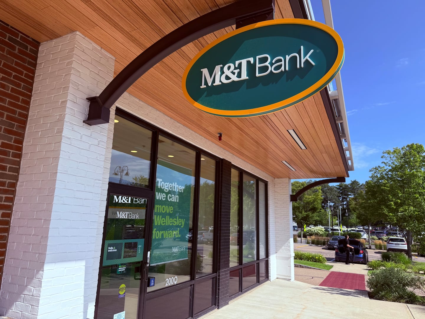 Grace Lee wrestled for months about whether she should leave her job as regional president of M&T Bank in Massachusetts, a role she loved and worked hard to get.